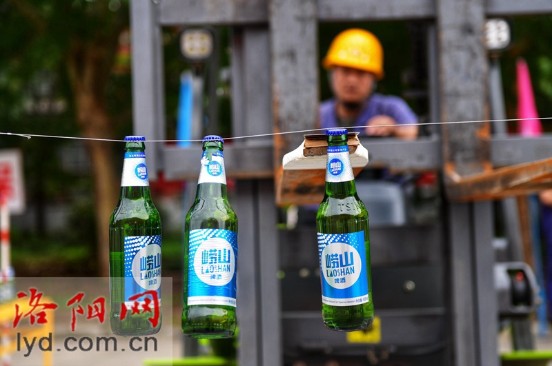 企業(yè)搭“擂臺” 工人來“比武”【組圖】