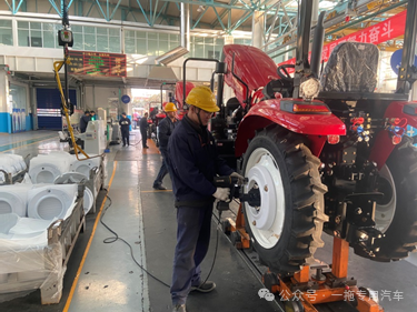 不誤農(nóng)時不負春 支援生產(chǎn)組裝忙